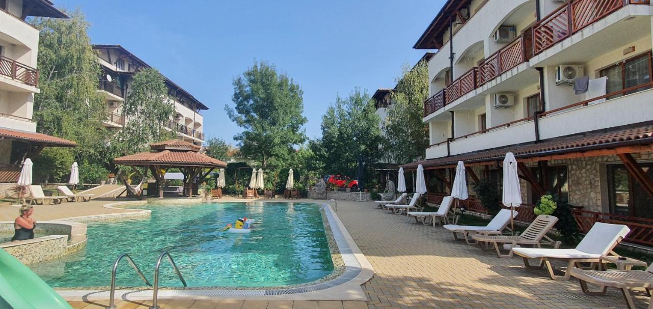 Mm Complex Apartment Primorsko Exterior photo